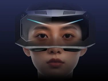 Visage portant le Pimax Crystal Super avec eye tracking